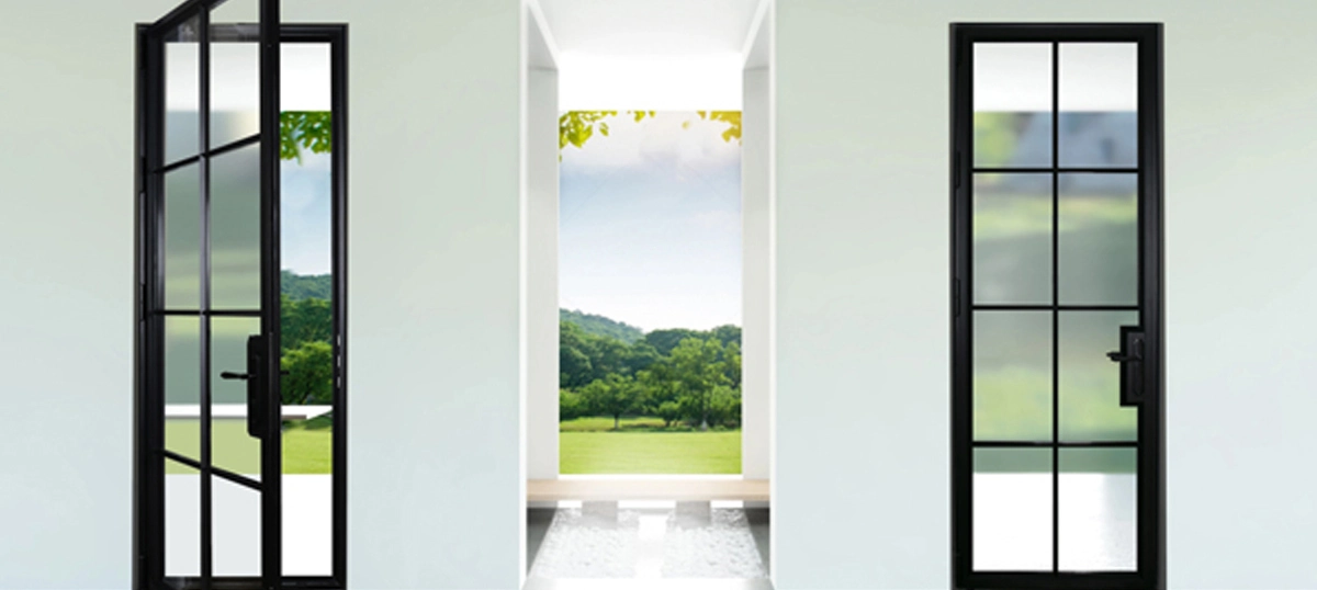 Steel-inspired Alu Door